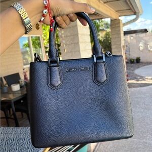 Michael kors crossbody bag